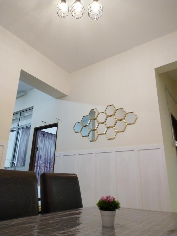 Homestay Kuala Terengganu Near Batu Burok, Hospital Hsnz, Ktcc Mall, Drawbridge A Dış mekan fotoğraf